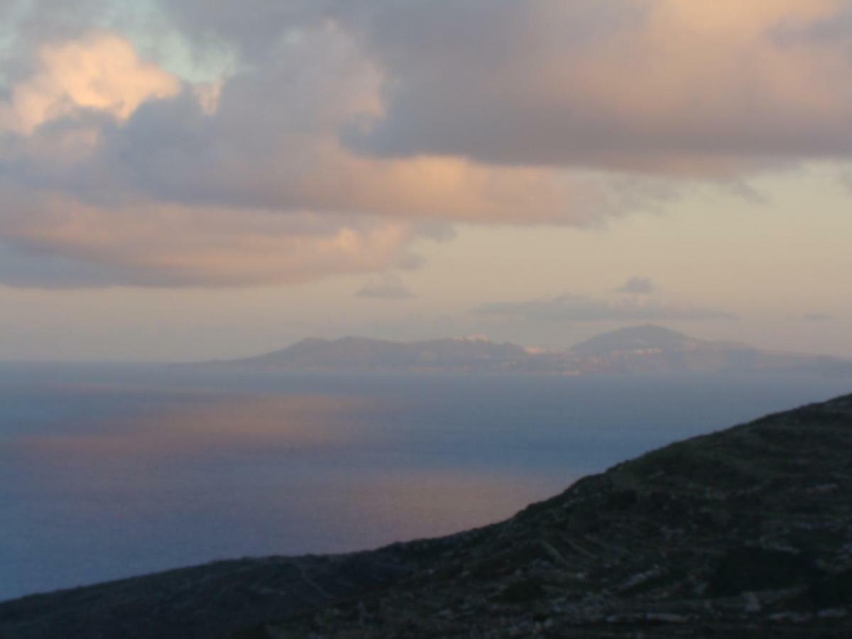 Villa Superb View House-Sikinos Island-Chorio Exterior foto