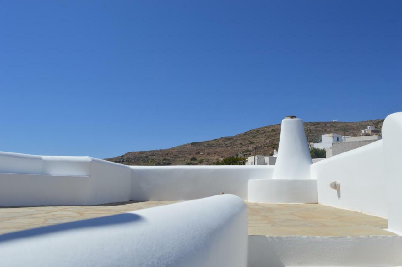 Villa Superb View House-Sikinos Island-Chorio Exterior foto